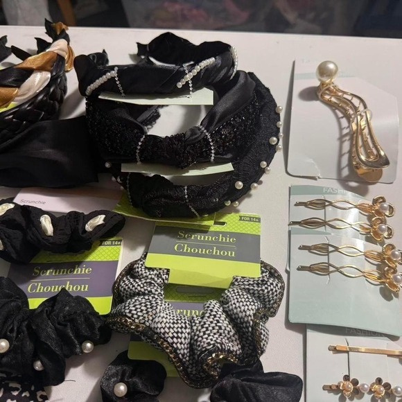 Womens Fashion Hair Accessory Lot Headbands Scrunchies Barrettes Clips - Picture 3 of 8